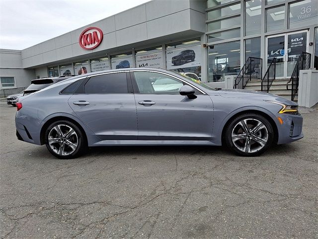 2022 Kia K5 EX