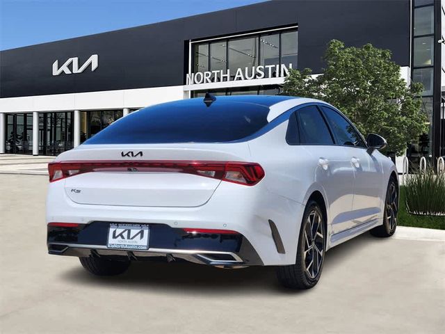 2022 Kia K5 EX