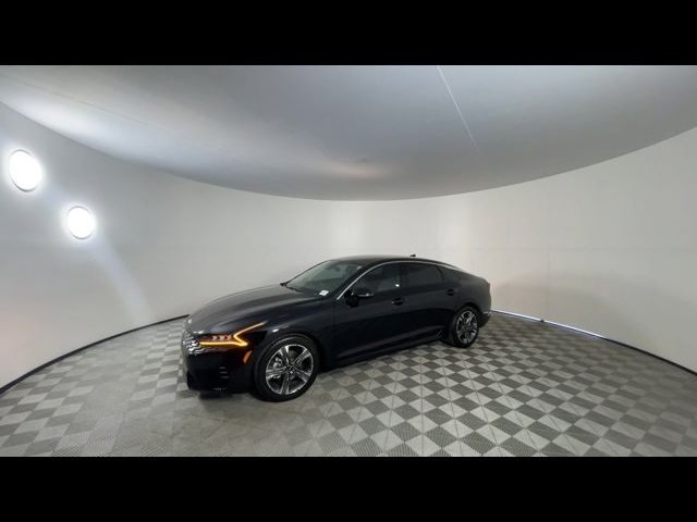 2022 Kia K5 EX