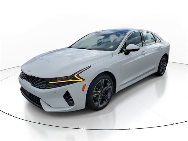 2022 Kia K5 EX