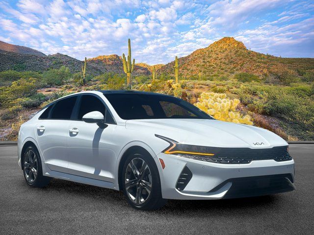 2022 Kia K5 EX