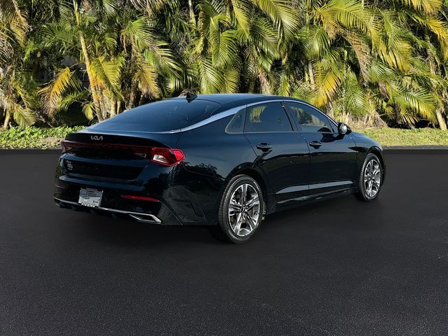 2022 Kia K5 EX