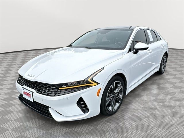 2022 Kia K5 EX