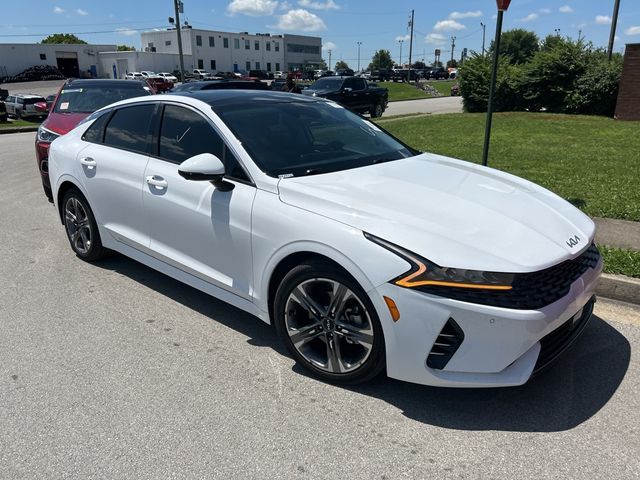2022 Kia K5 EX