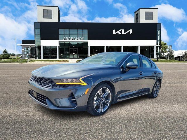 2022 Kia K5 EX