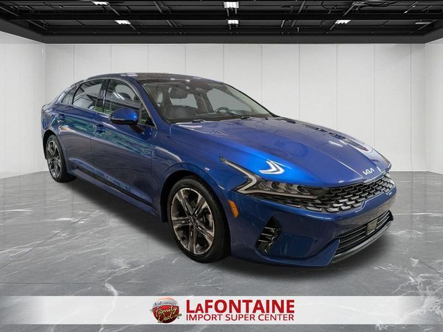 2022 Kia K5 EX