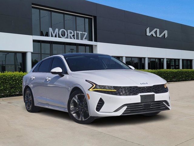 2022 Kia K5 EX