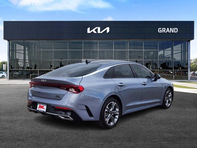 2022 Kia K5 EX