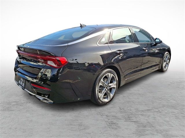 2022 Kia K5 EX