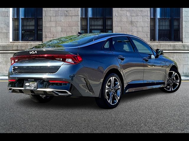 2022 Kia K5 EX