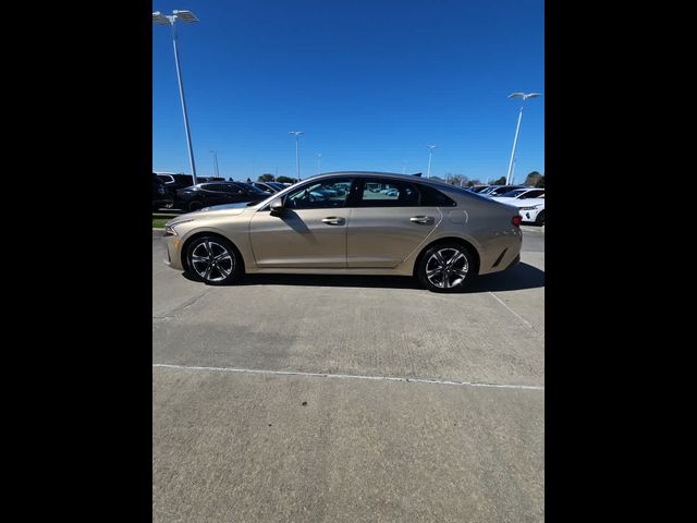 2022 Kia K5 EX