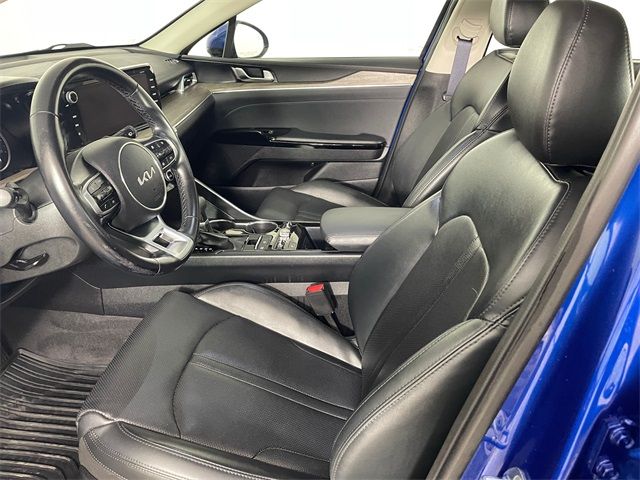 2022 Kia K5 EX