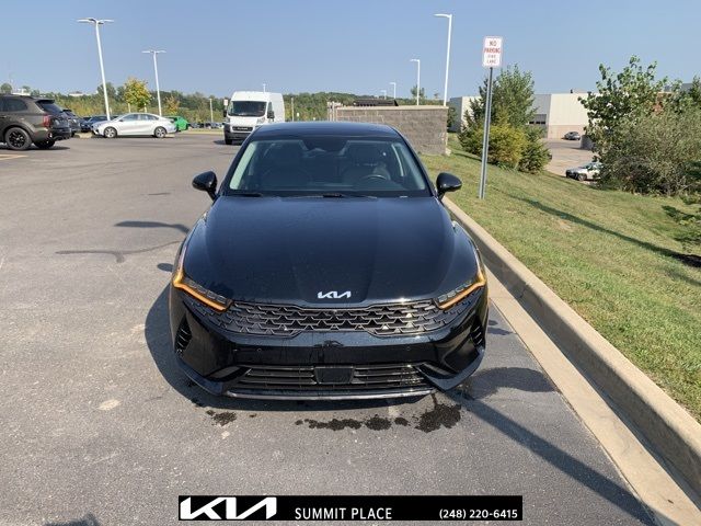 2022 Kia K5 EX