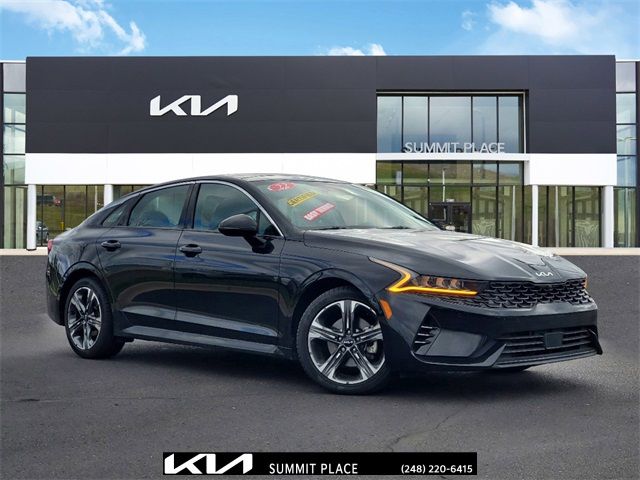 2022 Kia K5 EX