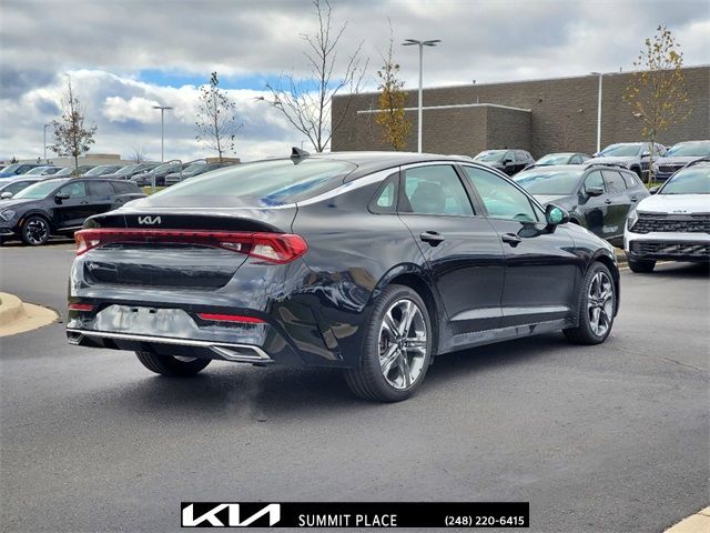 2022 Kia K5 EX