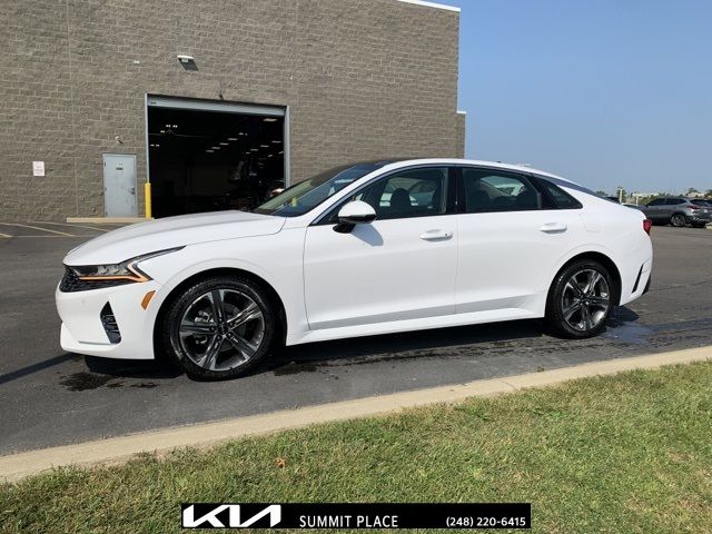 2022 Kia K5 EX