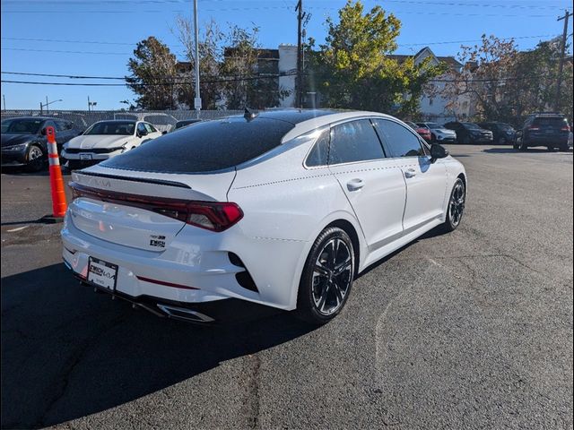 2022 Kia K5 GT-Line