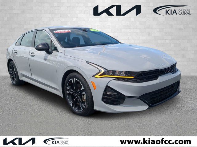 2022 Kia K5 GT-Line