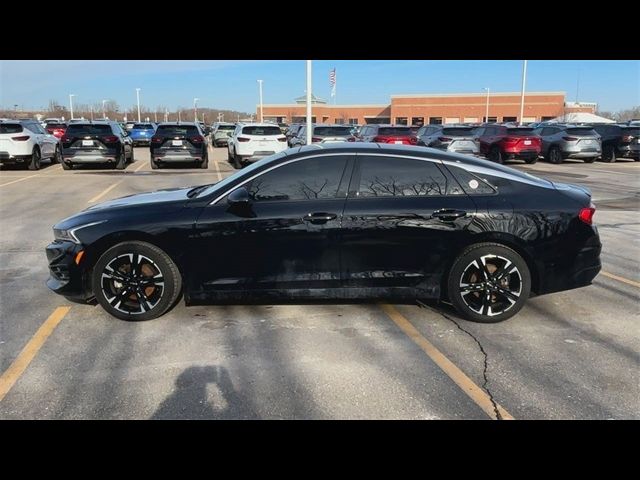 2022 Kia K5 GT-Line