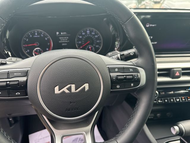 2022 Kia K5 GT-Line