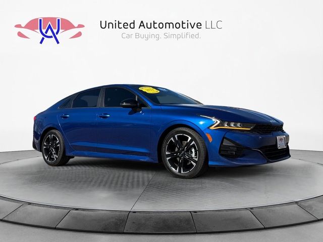2022 Kia K5 GT-Line