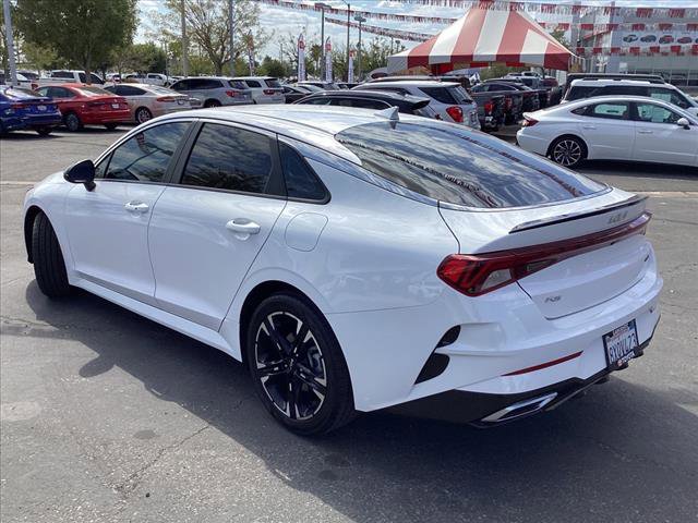 Vehicle image 7 of 28