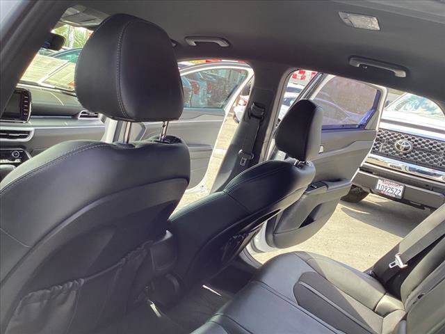 Vehicle image 18 of 28
