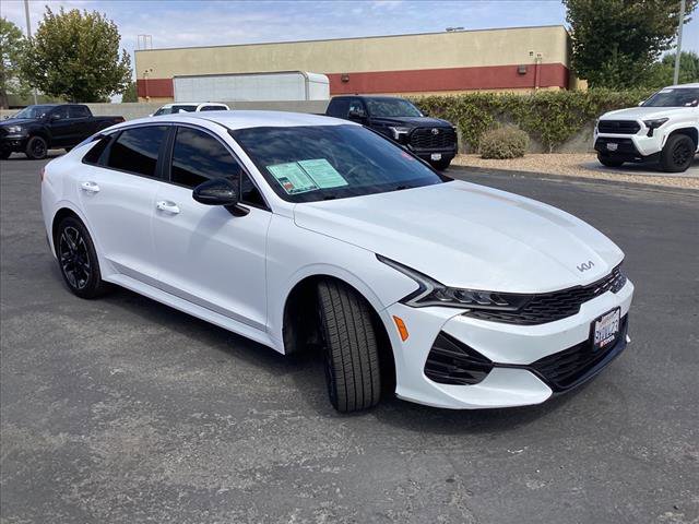 Vehicle image 6 of 28
