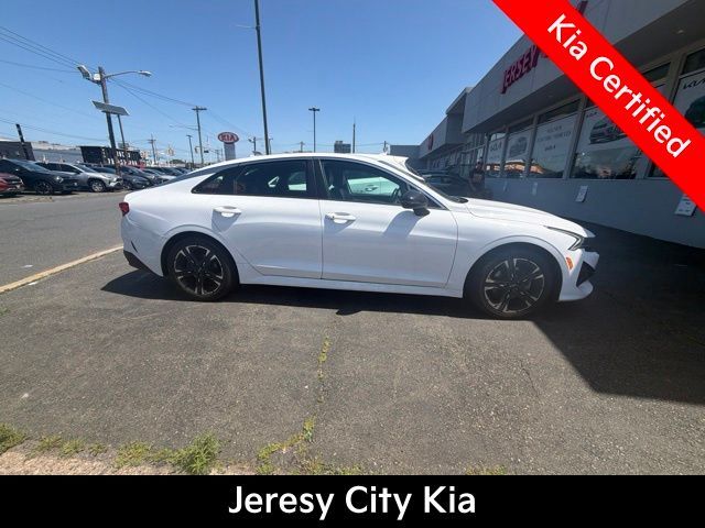 2022 Kia K5 GT-Line