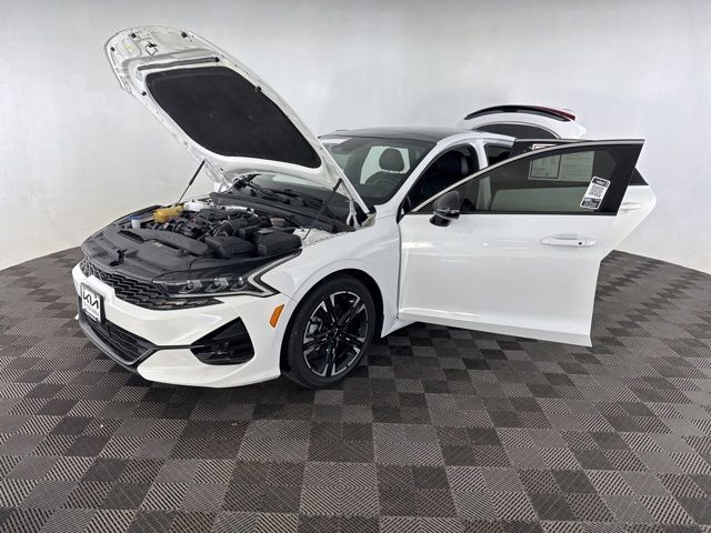 2022 Kia K5 GT-Line