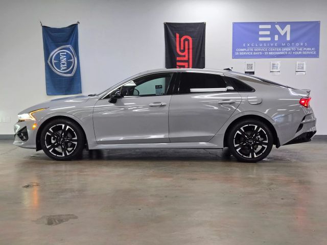 2022 Kia K5 GT-Line