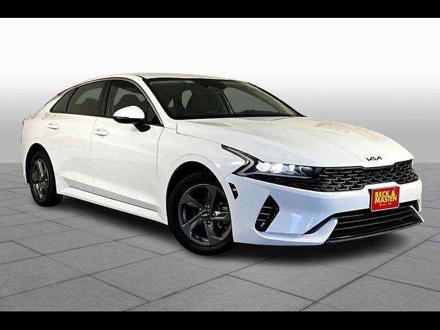 2022 Kia K5 LX