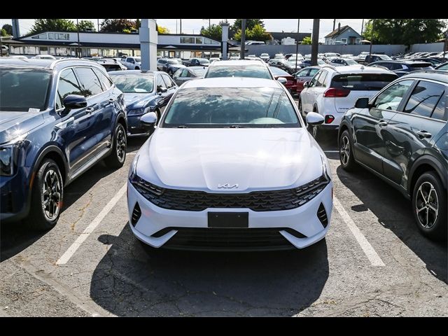 2022 Kia K5 LX