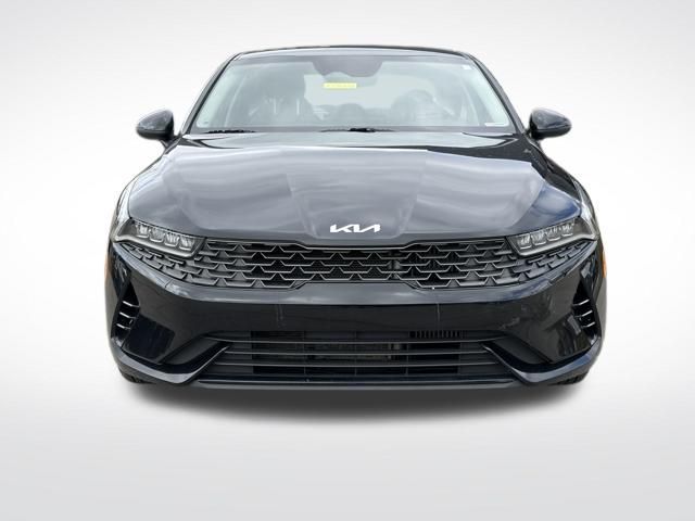 2022 Kia K5 LX