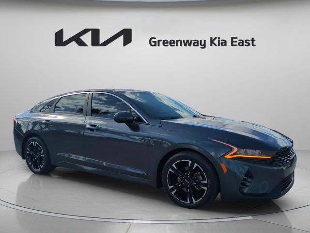 2022 Kia K5 LXS