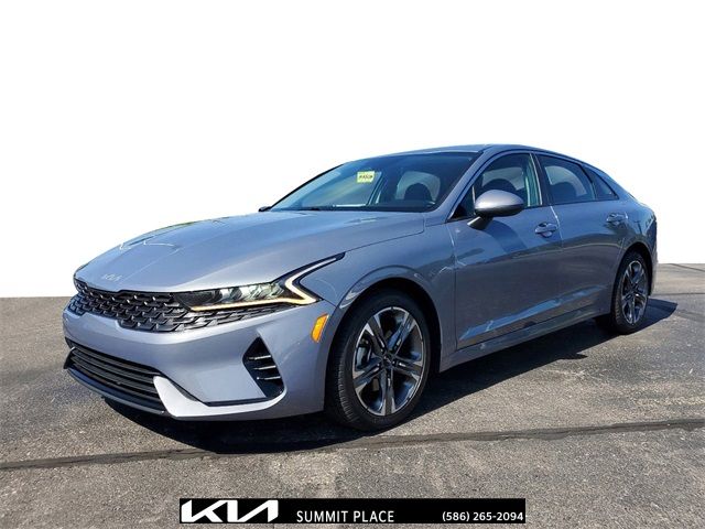 2022 Kia K5 LXS