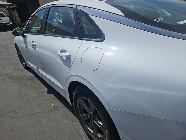 2022 Kia K5 LXS