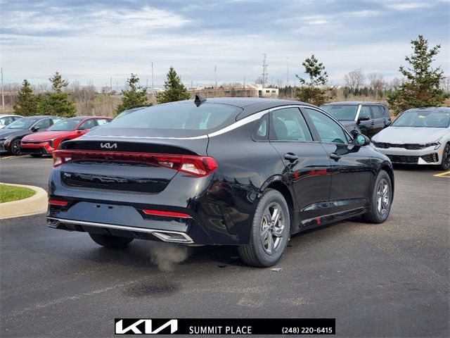 2022 Kia K5 LXS