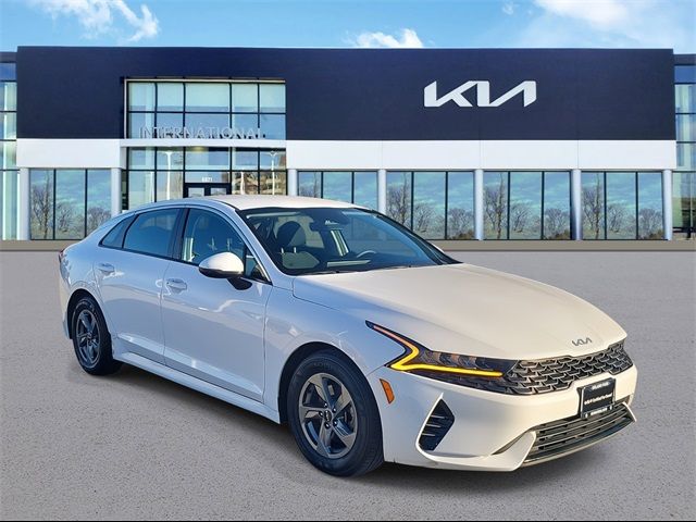 2022 Kia K5 LXS