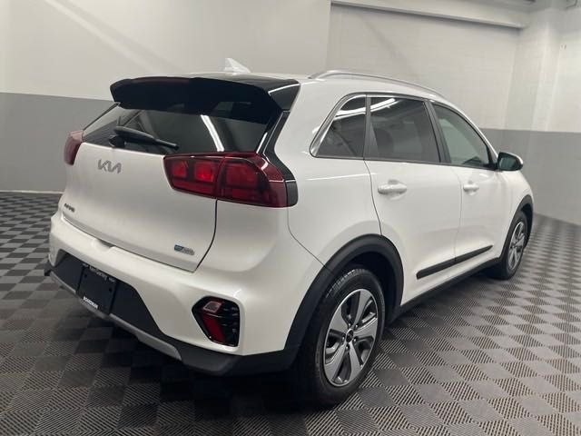 2022 Kia Niro LX