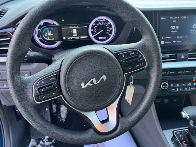 2022 Kia Niro LX