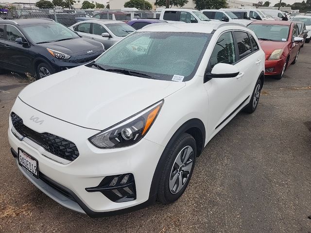 2022 Kia Niro LX