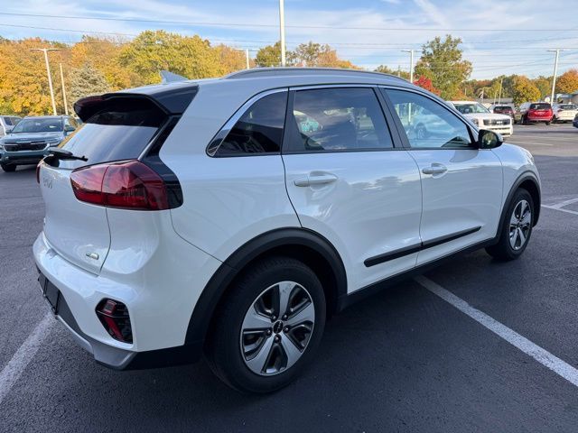 2022 Kia Niro LX