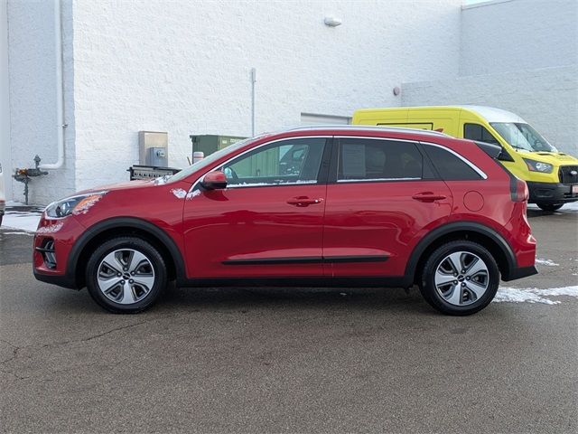 2022 Kia Niro LX