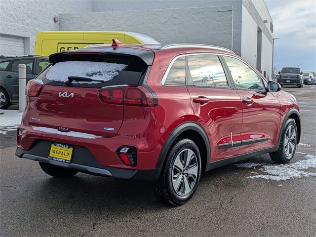 2022 Kia Niro LX