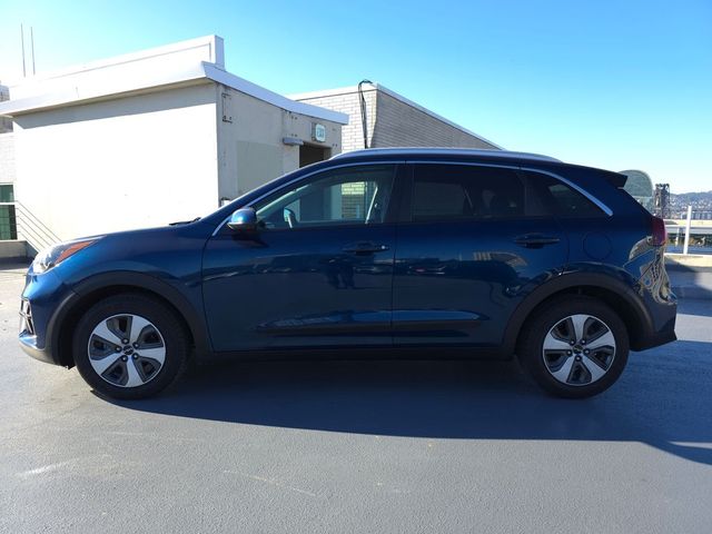 2022 Kia Niro LX