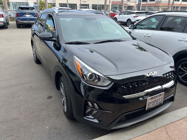 2022 Kia Niro LX