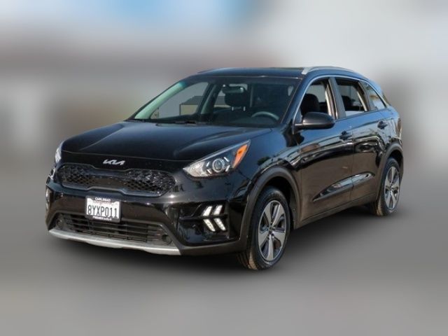 2022 Kia Niro LX