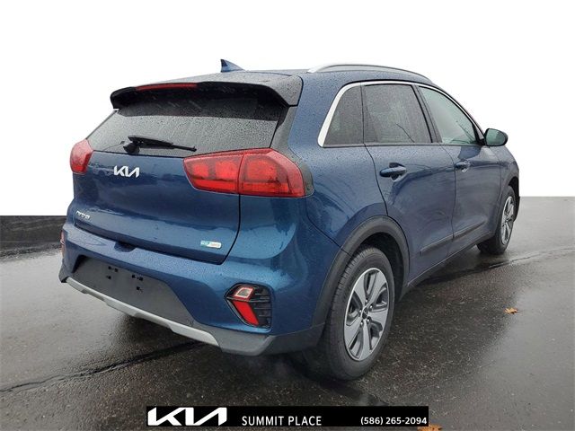 2022 Kia Niro LX