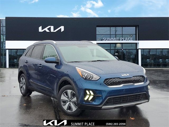 2022 Kia Niro LX